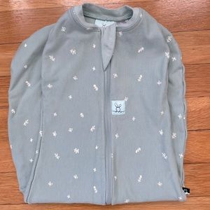 ergoPouch Size 3-6M Cocoon 1.0 TOG Wearable Swaddle & Sleep Bag in Sage